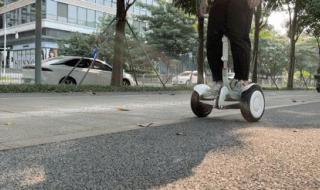 平衡车玩法和技巧 平衡车怎么操作